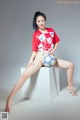 TouTiao 2018-07-15: Model Mi Xue (米雪) (12 photos)